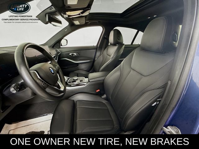 Used 2023 BMW 330i xDrive Sedan w/ Premium Package image 21