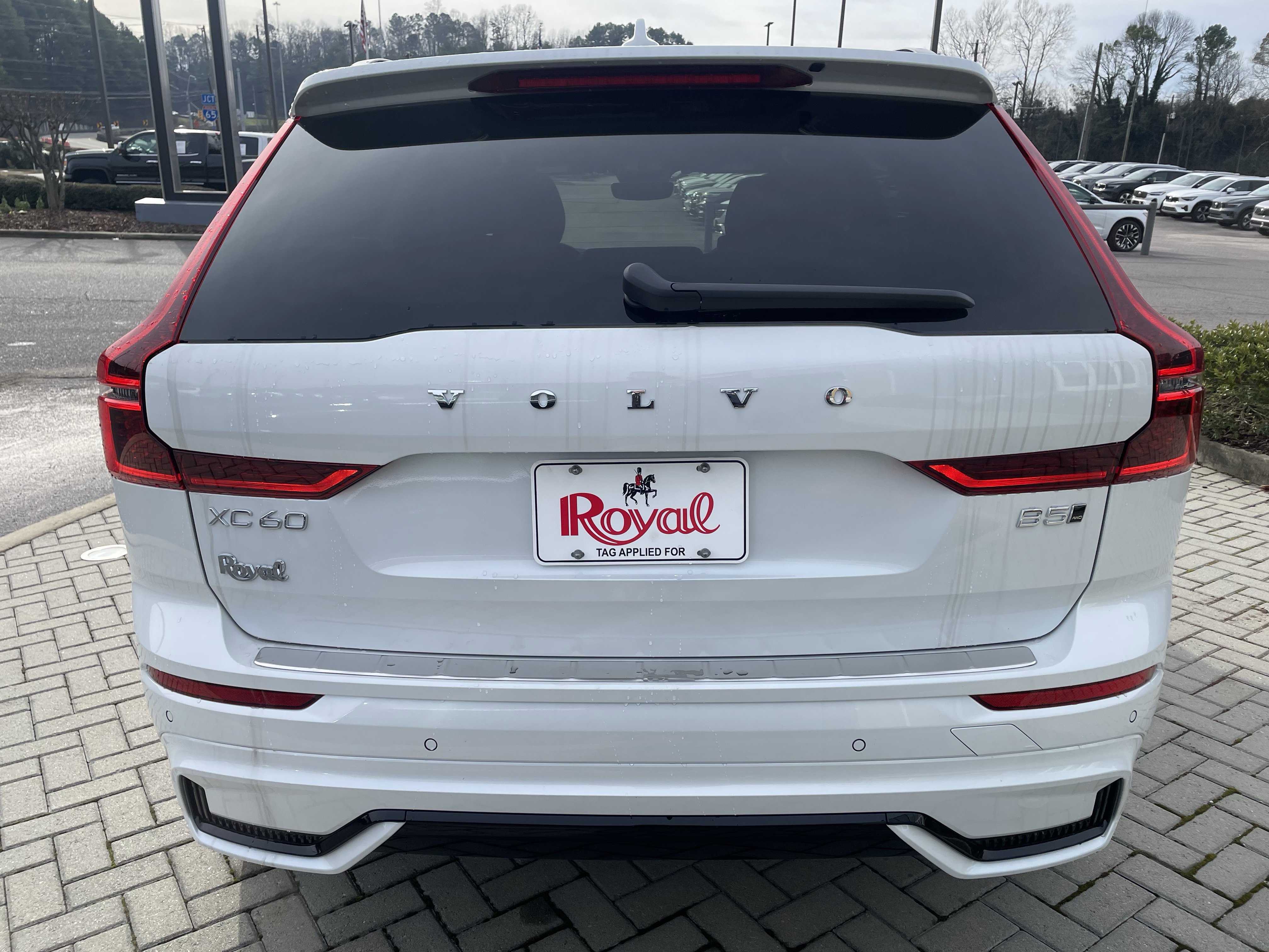 New 2026 Volvo XC60 B5 Plus w/ Protection Package Premier image 5