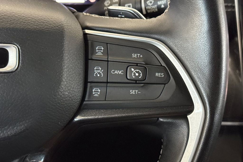 Used 2022 Jeep Grand Cherokee L Laredo AWD/4WD image 30