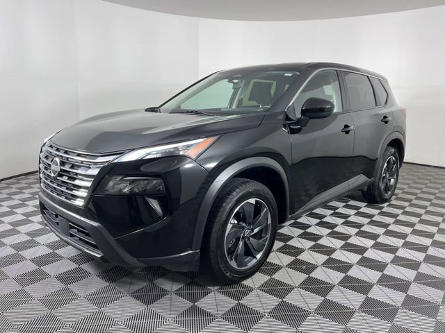 Used 2024 Nissan Rogue SV image 5