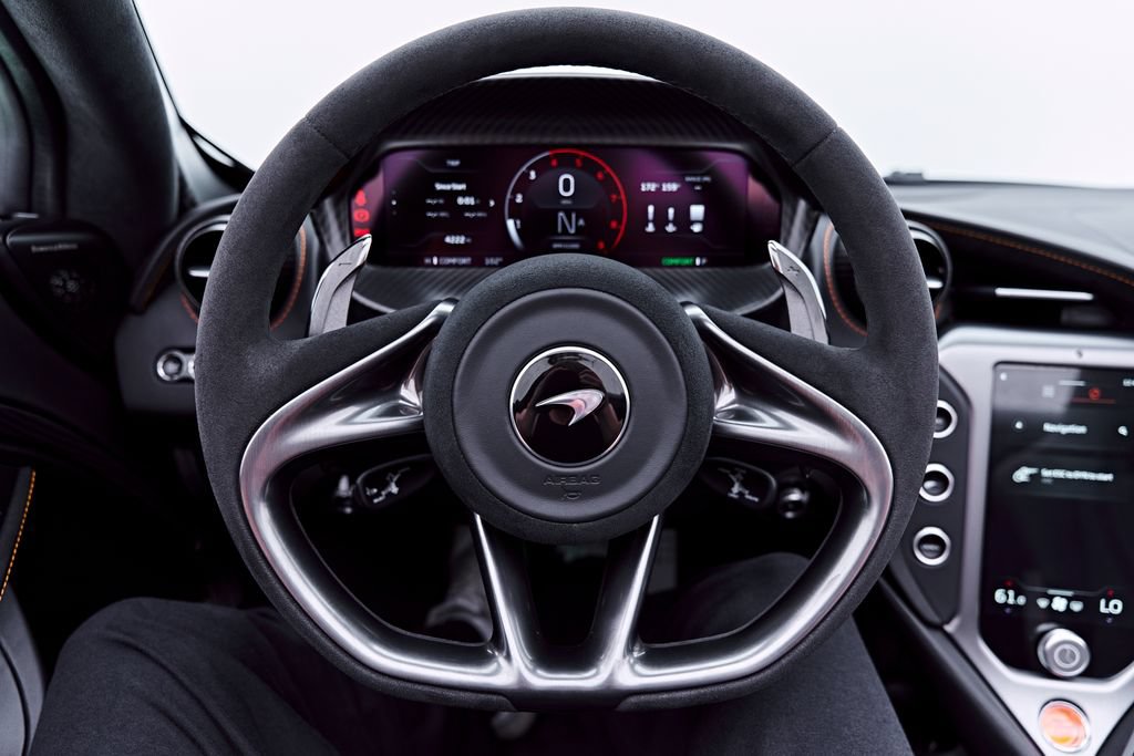 Used 2025 McLaren 750S Spider RWD image 72