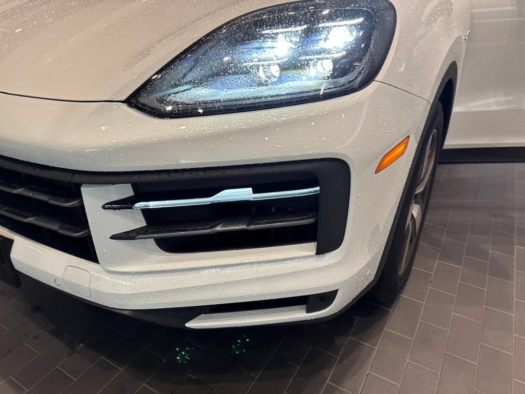 Used 2026 Porsche Cayenne E-Hybrid AWD/4WD image 21