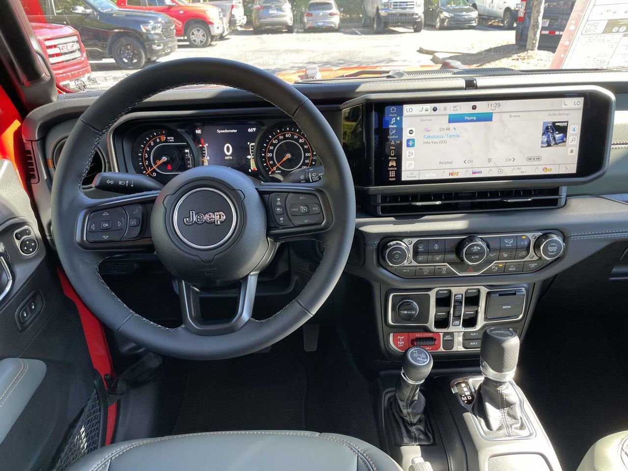 New 2025 Jeep Gladiator Mojave image 11