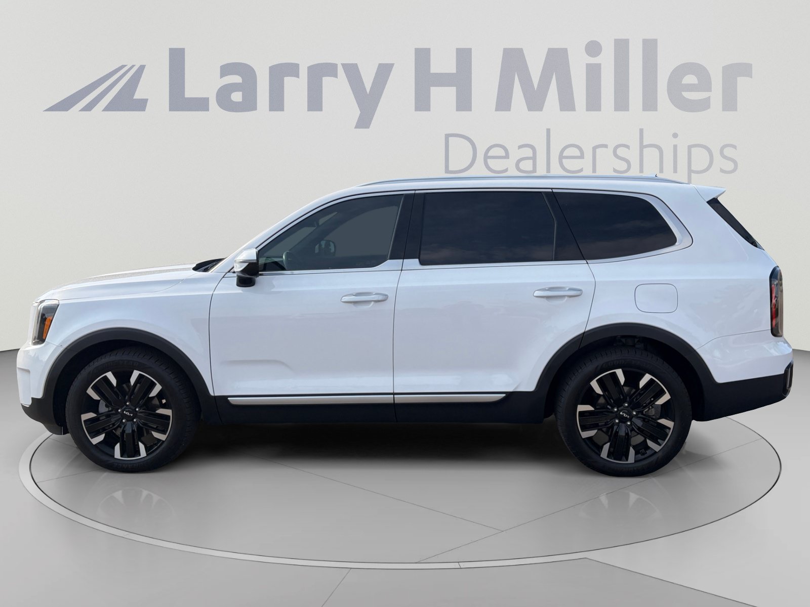 Used 2024 Kia Telluride SX Prestige AWD/4WD image 3