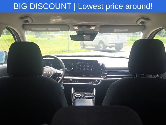 Used 2023 Kia Sportage LX AWD/4WD image 14