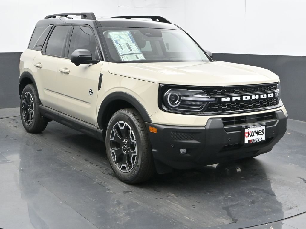New 2025 Ford Bronco Sport Outer Banks w/ Outer Banks Tech Package+ image 2