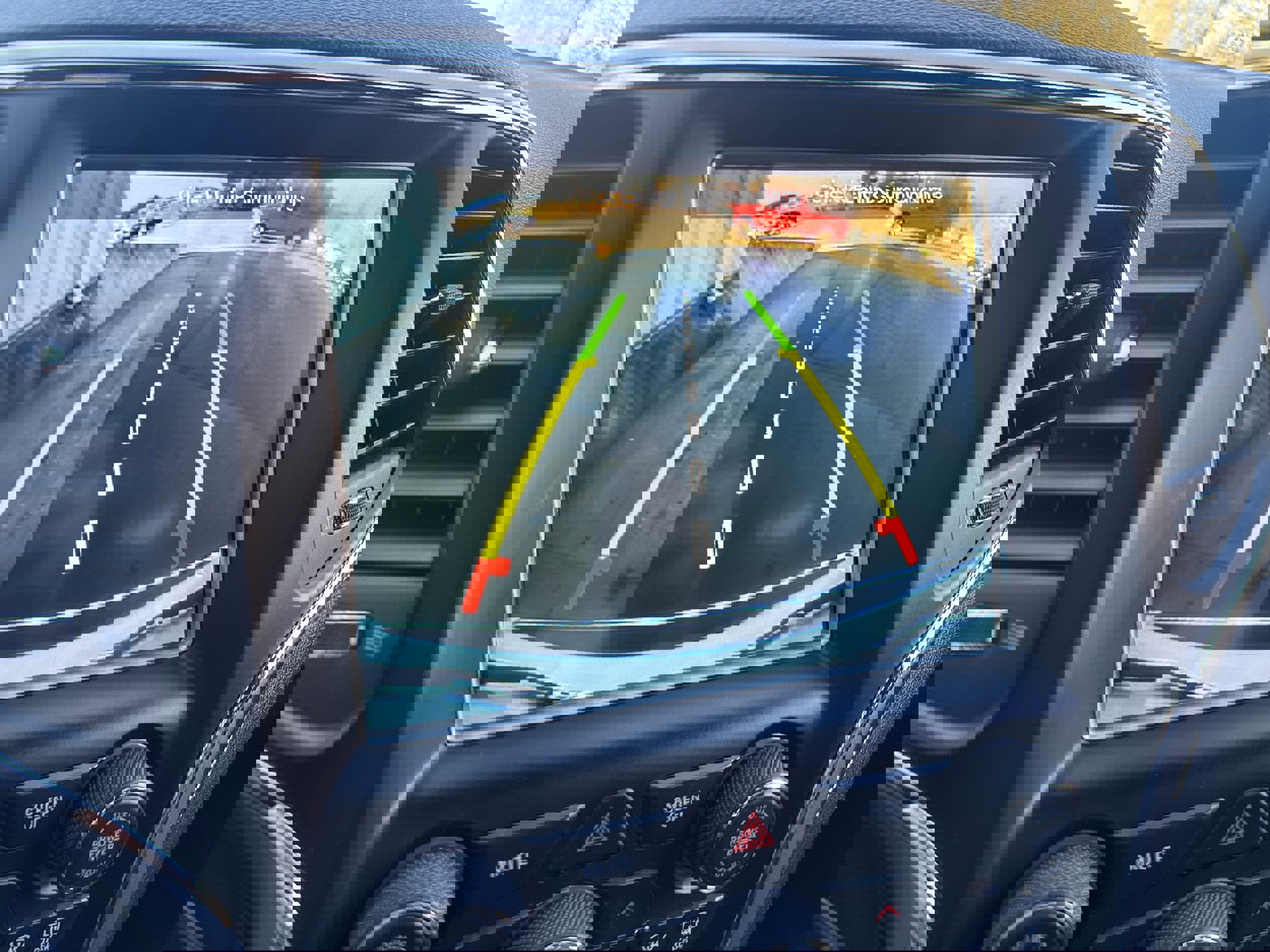 Used 2018 Jeep Grand Cherokee Limited image 23