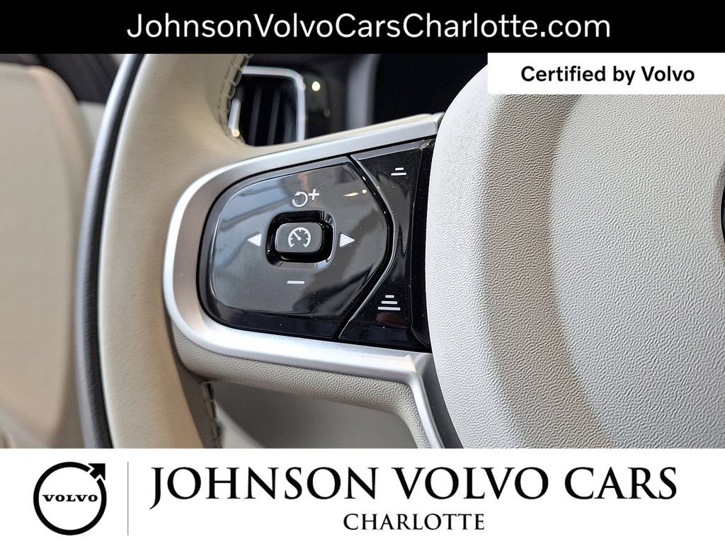 Certified 2025 Volvo V60 B5 Cross Country Plus AWD/4WD image 23
