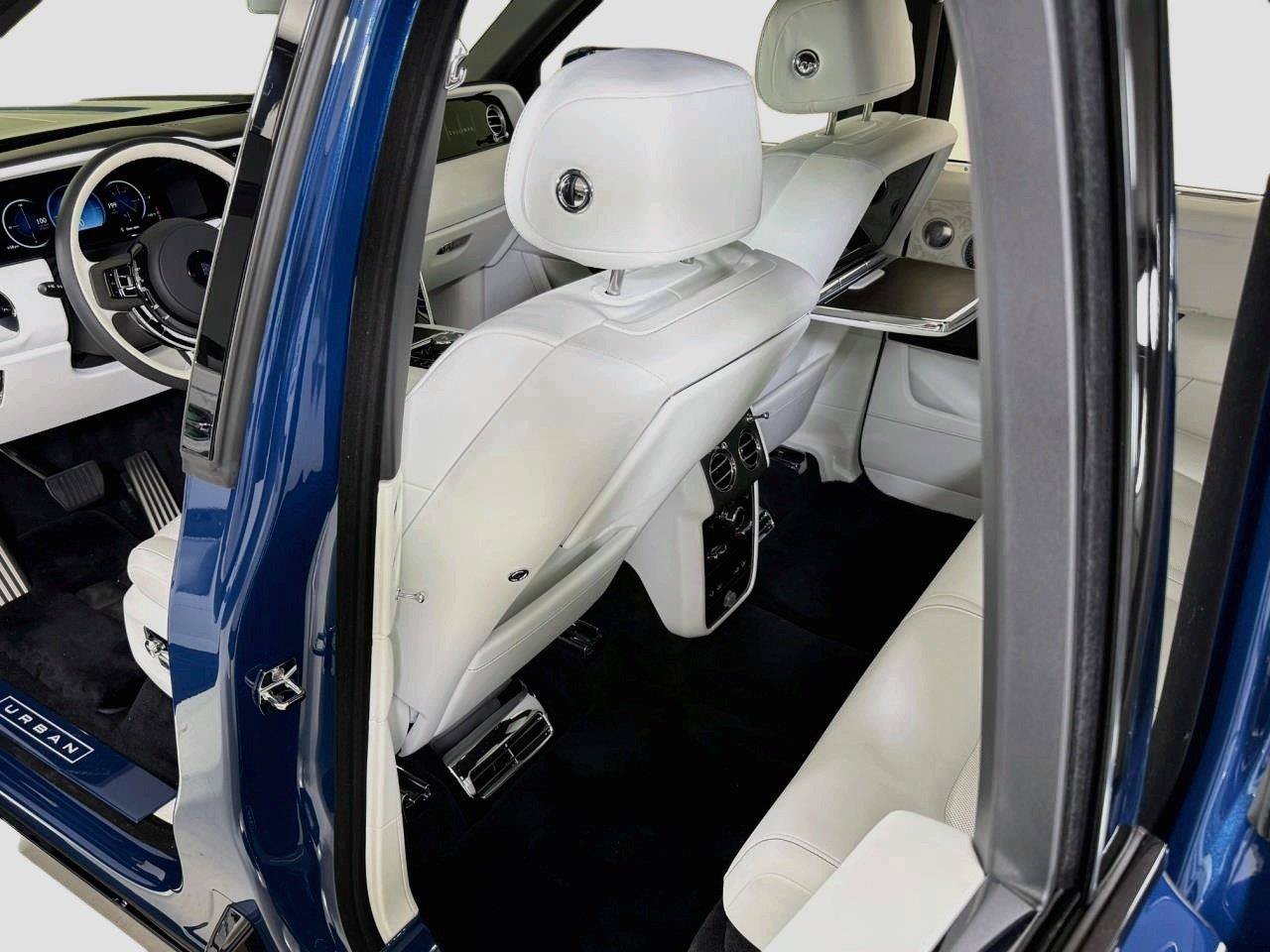 Used 2027 Rolls-Royce Cullinan AWD/4WD image 25