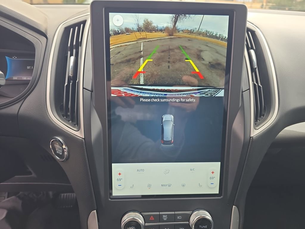 Used 2024 Ford Edge SEL image 20