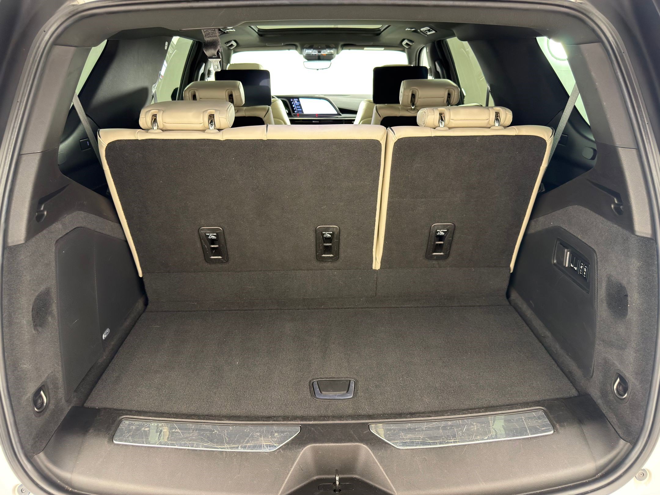 Used 2021 Cadillac Escalade Sport w/ Driver Assist Tech Package image 36