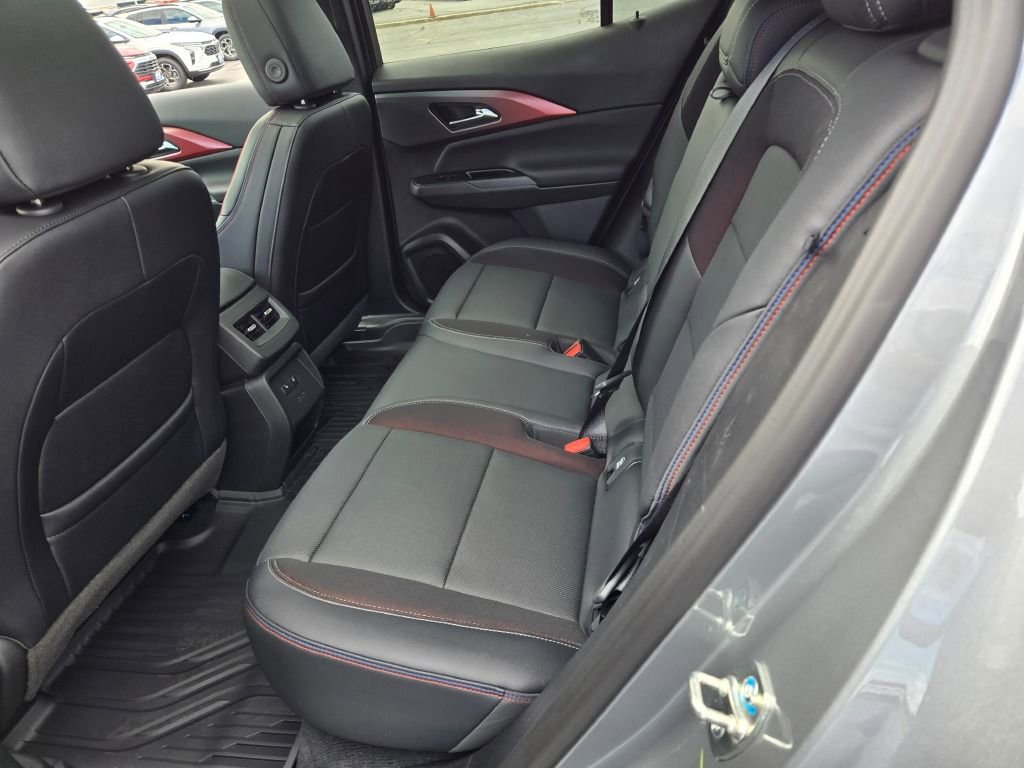 New 2025 Chevrolet Equinox EV RS w/ Convenience Package II image 15