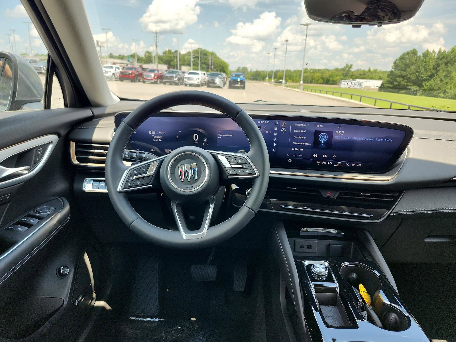 New 2025 Buick Envision Avenir image 12