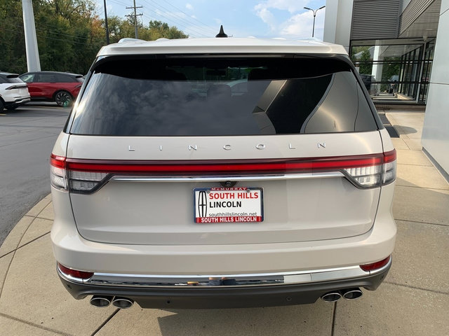 Certified 2024 Lincoln Aviator Reserve w/ Equipment Group 201A AWD/4WD image 4