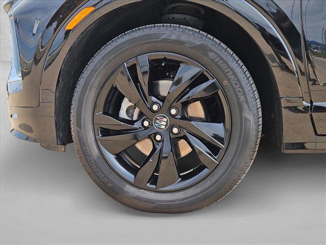 Certified 2024 Buick Encore GX Sport Touring image 22