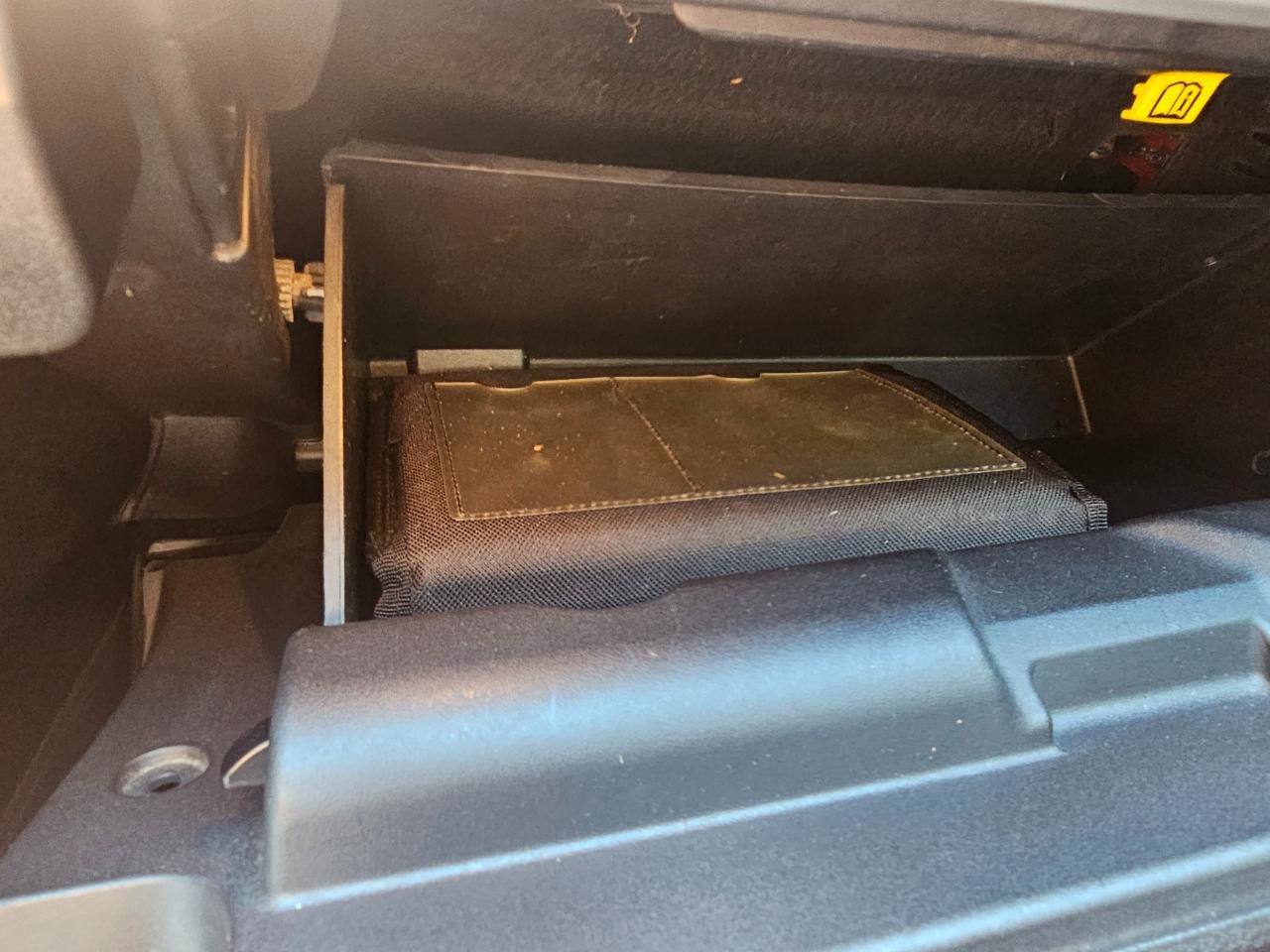 Used 2016 Ford Mustang Premium RWD image 38