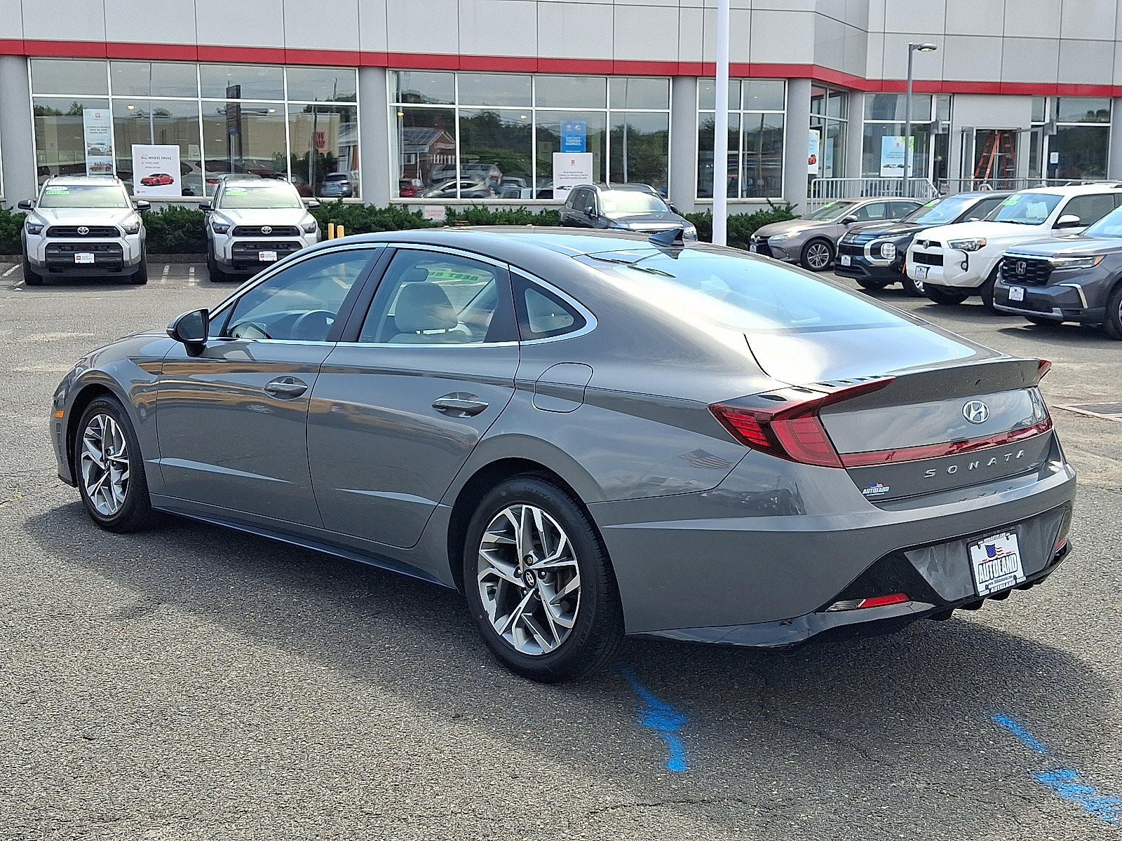 Used 2022 Hyundai Sonata SEL w/ Convenience Package FWD image 5