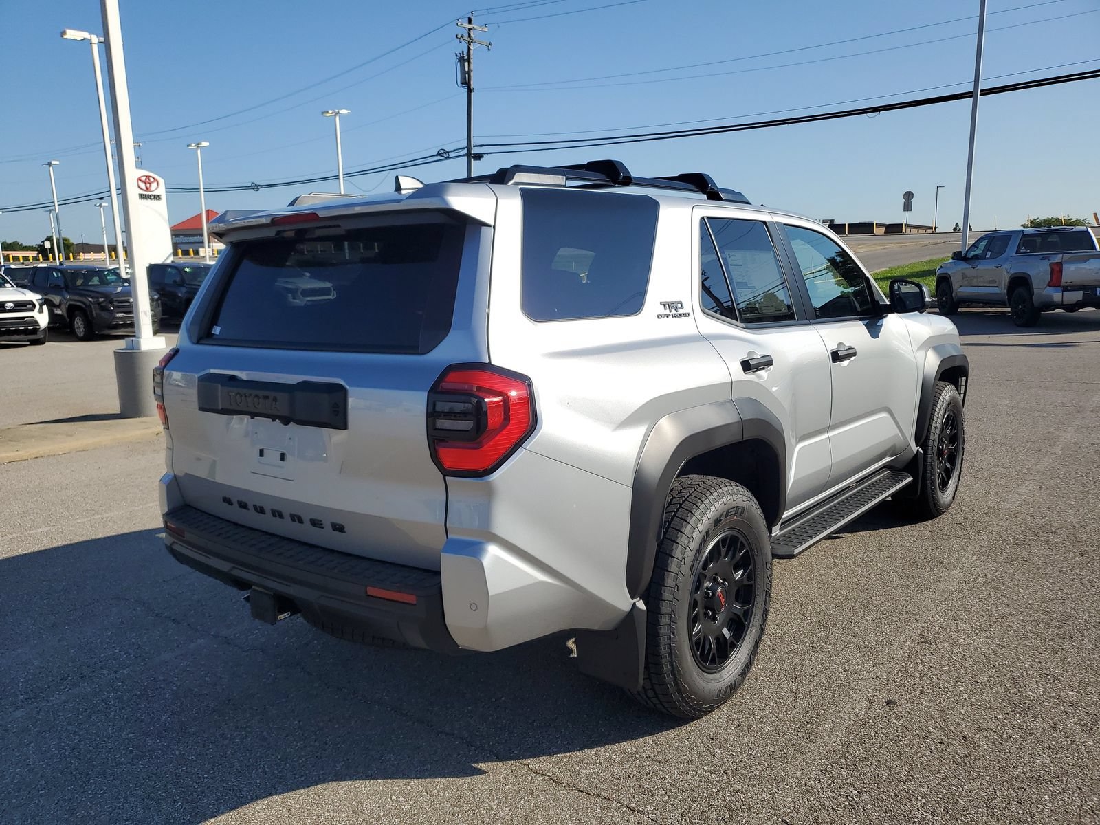New 2026 Toyota 4Runner TRD Off-Road Premium AWD/4WD image 4