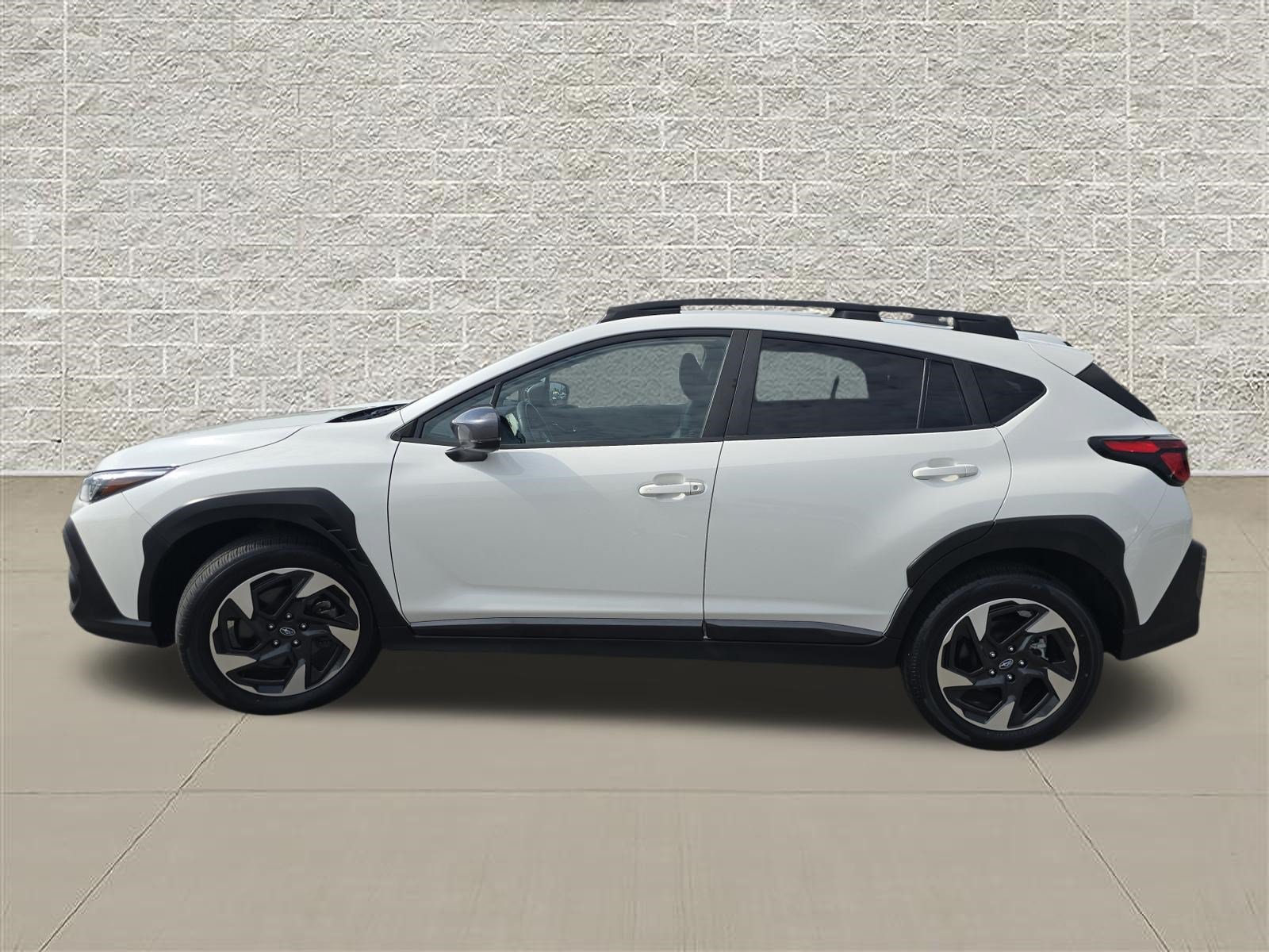 Used 2024 Subaru Crosstrek 2.5i Limited AWD/4WD image 4
