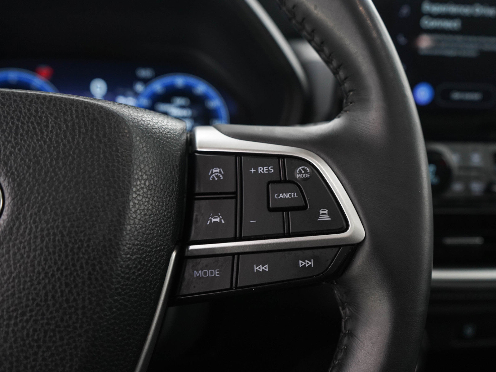 Used 2024 Toyota Grand Highlander AWD image 30