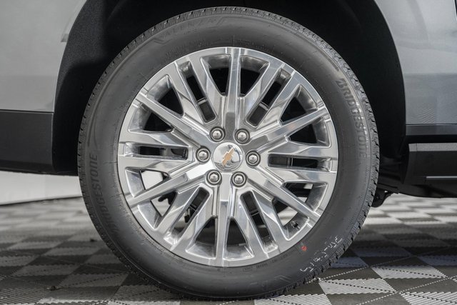 New 2026 Chevrolet Suburban High Country image 23