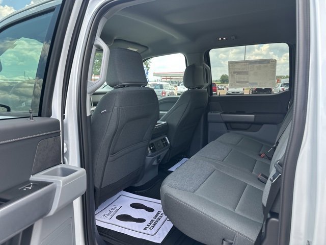 New 2025 Ford F150 XLT image 4