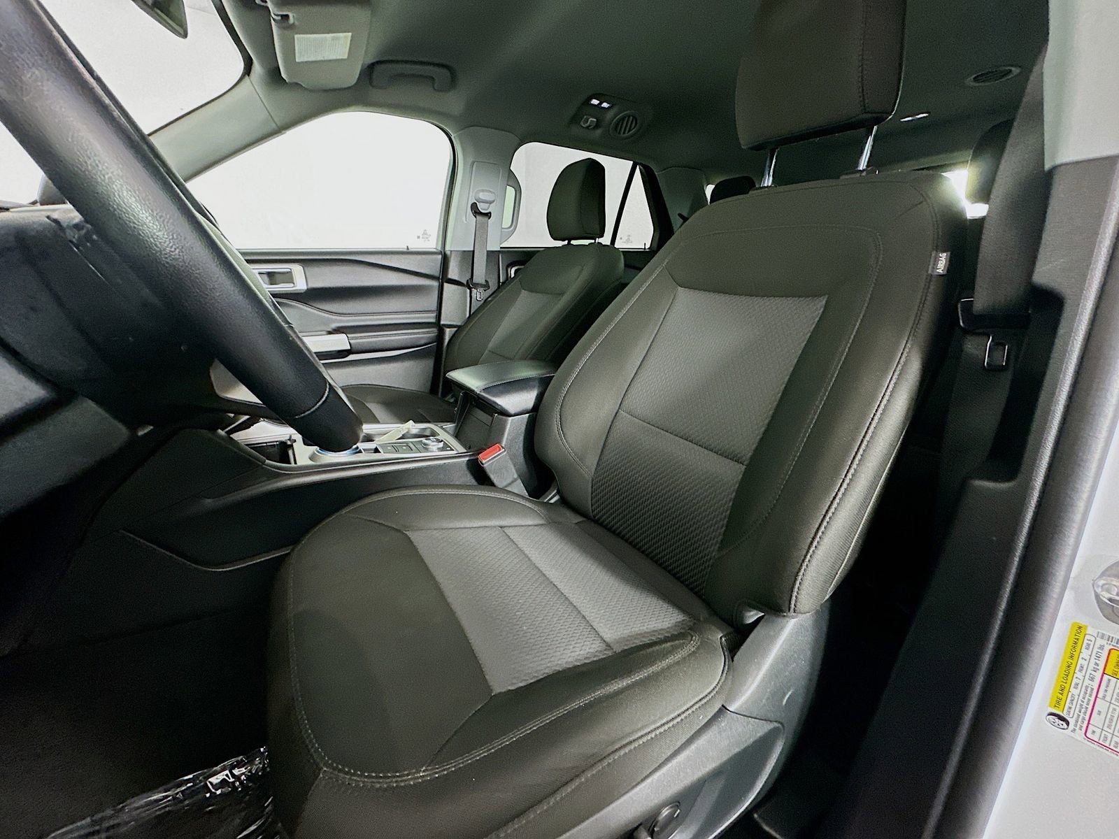 Used 2022 Ford Explorer XLT AWD/4WD image 21