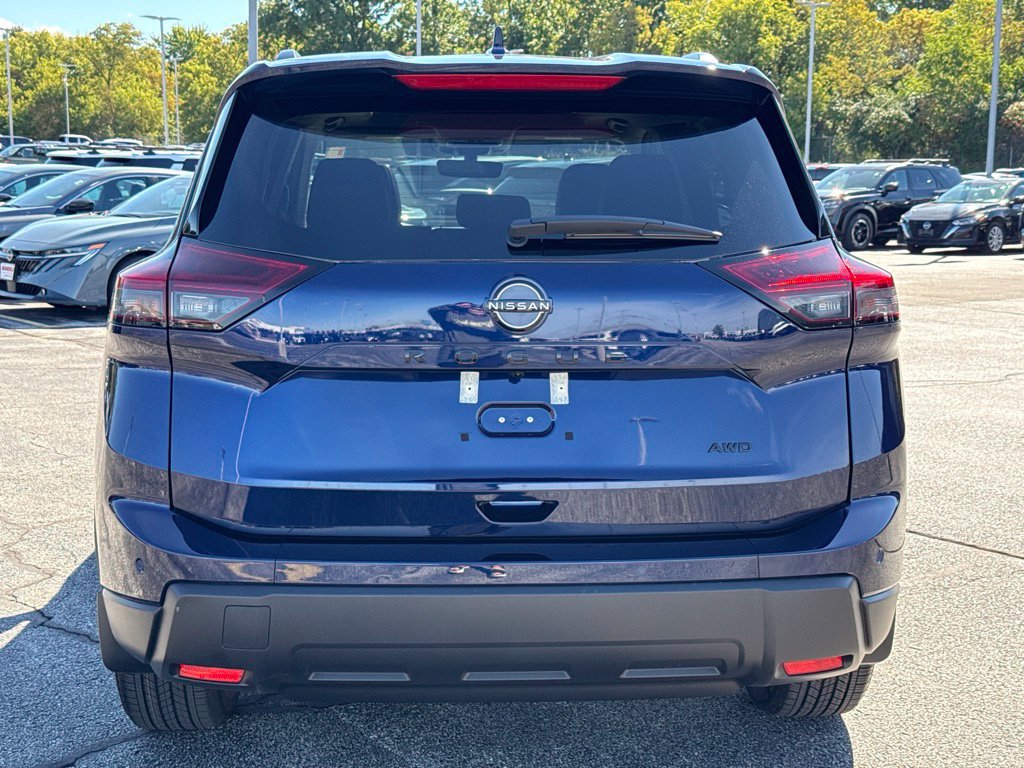 New 2026 Nissan Rogue Dark Armor AWD/4WD image 3