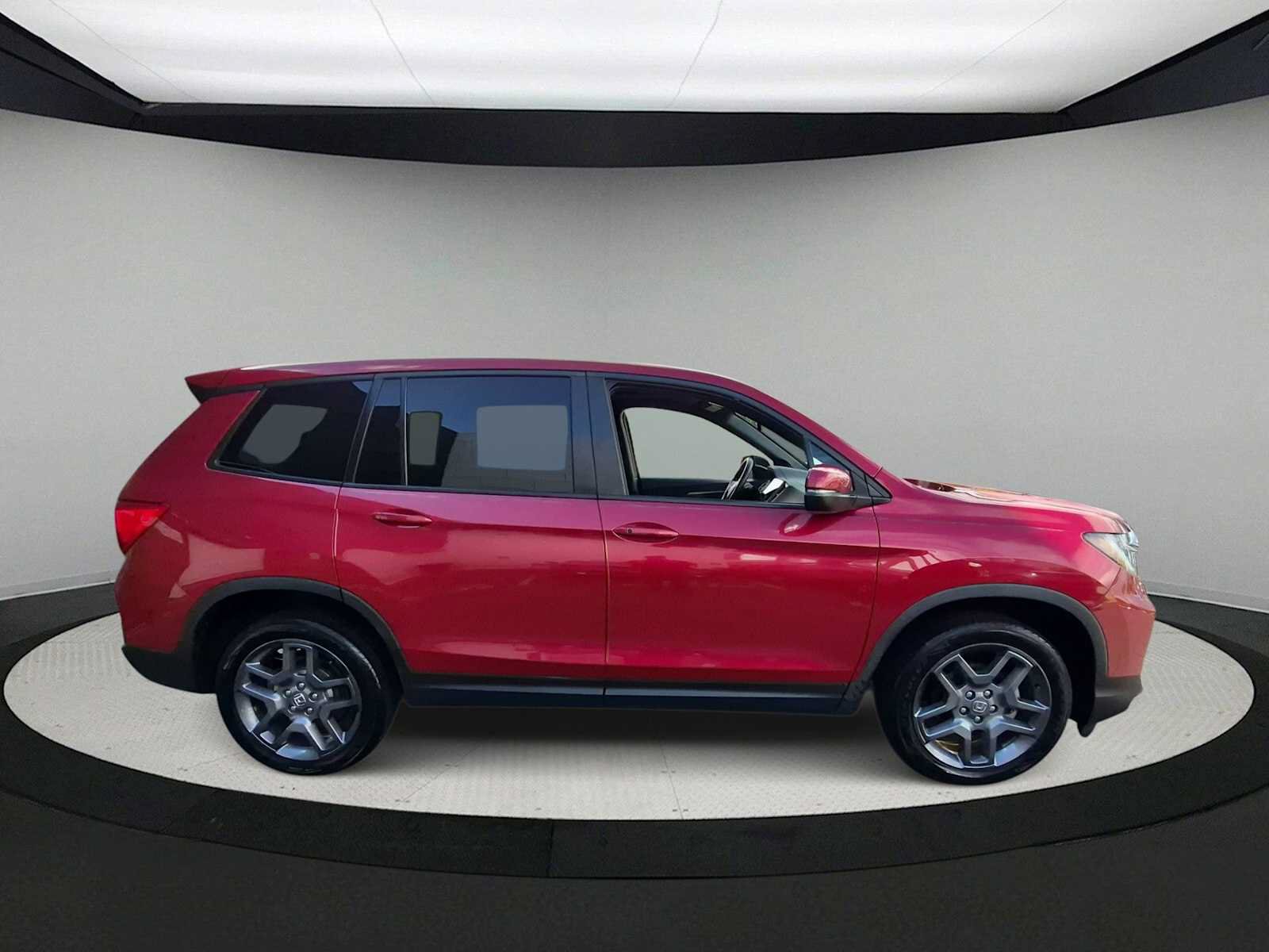Used 2023 Honda Passport EX-L image 9