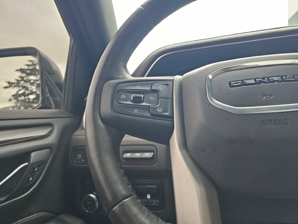 Used 2024 GMC Yukon Denali w/ Denali Reserve Package AWD/4WD image 34