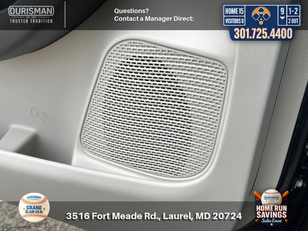Used 2019 Chrysler Pacifica Touring Plus w/ Tire & Wheel Group FWD image 26
