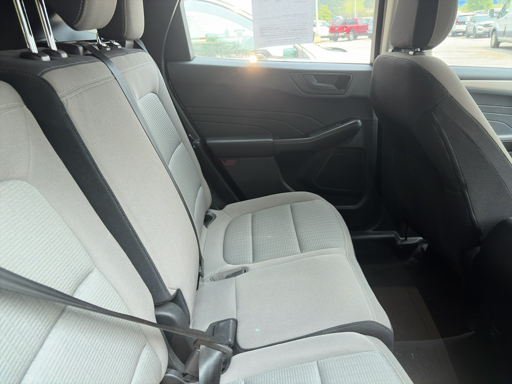 Used 2022 Ford Escape S AWD/4WD image 3