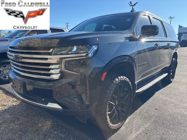 Used 2022 Chevrolet Suburban High Country image 1