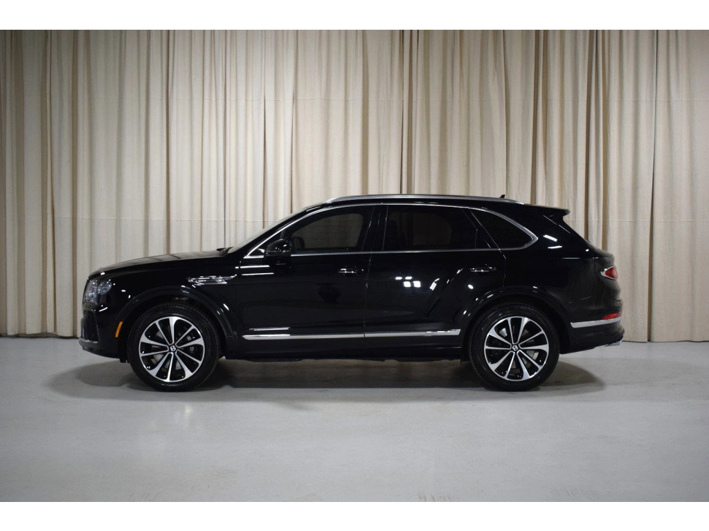 Certified 2024 Bentley Bentayga AWD/4WD image 15