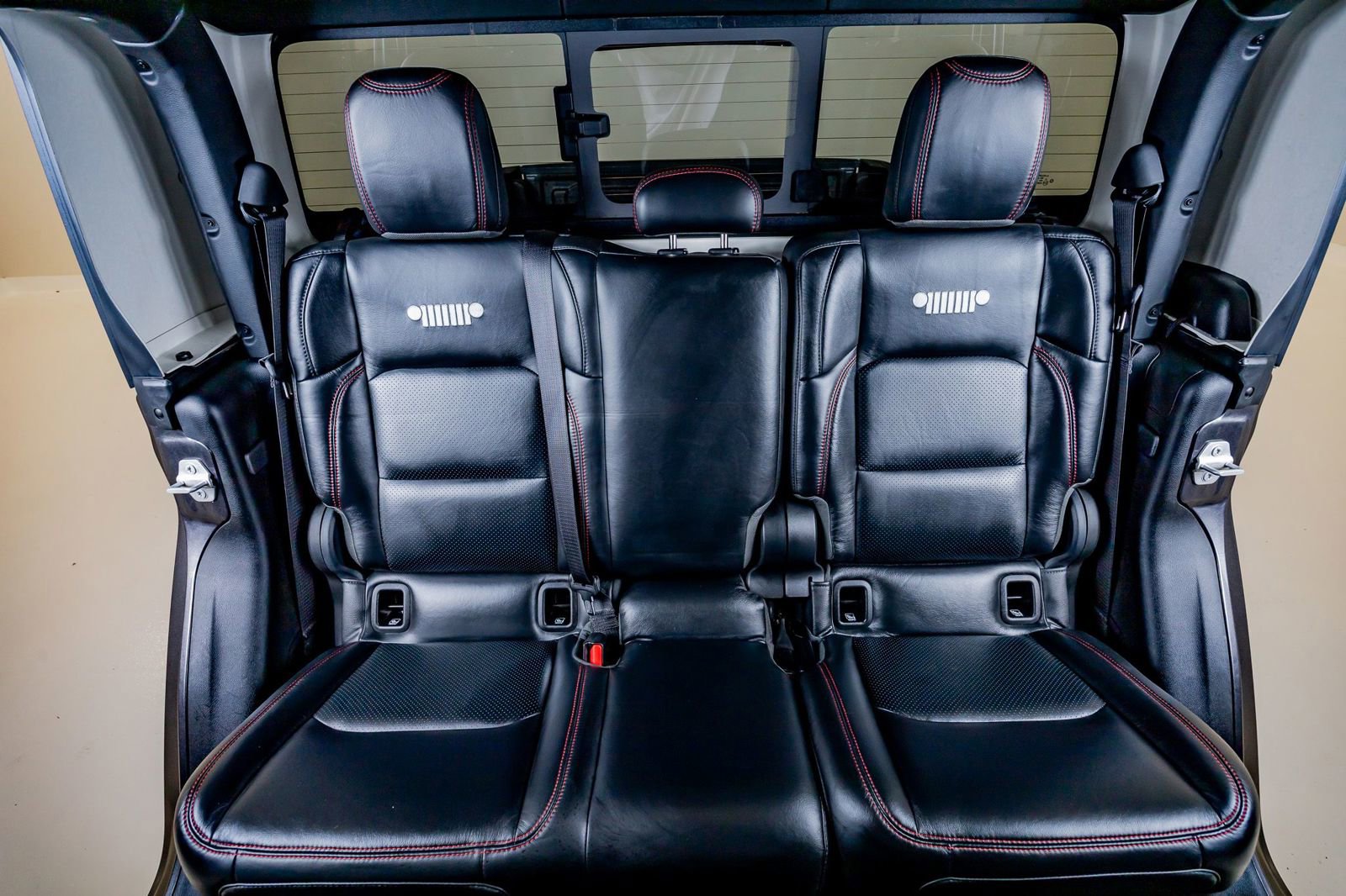 Used 2023 Jeep Gladiator Rubicon w/ LED Lighting Group image 36