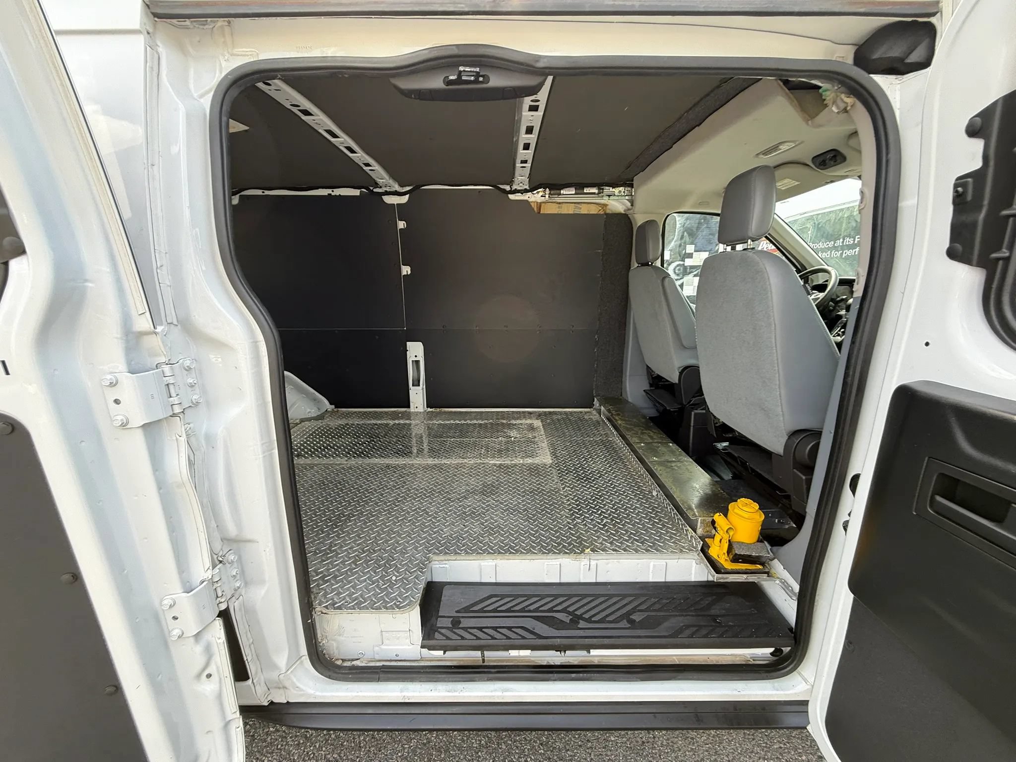 Used 2019 Ford Transit 250 148 Low Roof RWD image 33