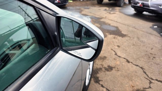 Used 2018 Ford Focus SE image 40