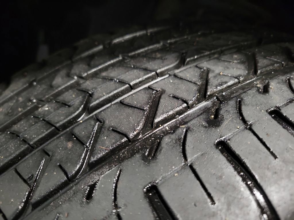 Used 2018 Ford Edge Sport w/ Equipment Group 401A image 12