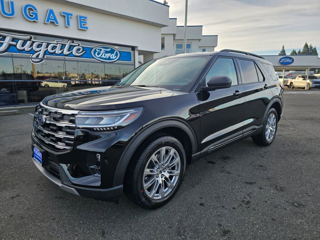 New 2026 Ford Explorer Active w/ Active Comfort Package image 2