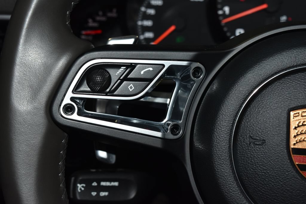 Used 2019 Porsche 911 Carrera RWD image 10