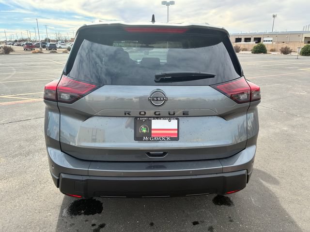 New 2026 Nissan Rogue Dark Armor FWD image 5