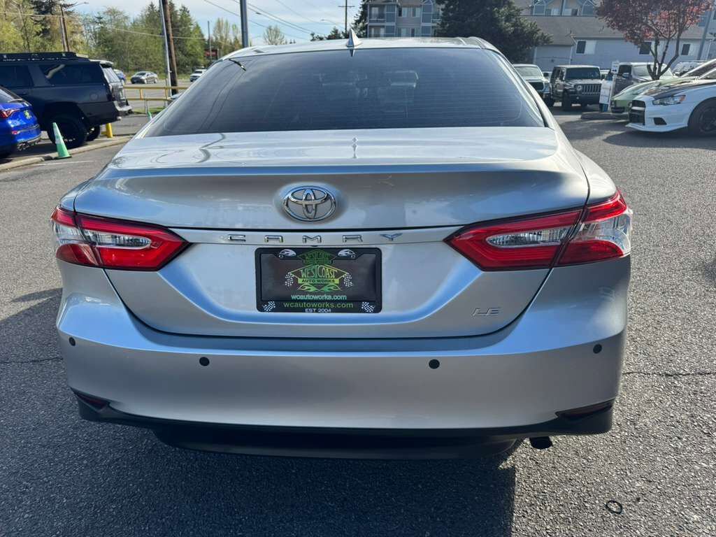 Used 2019 Toyota Camry LE FWD image 7