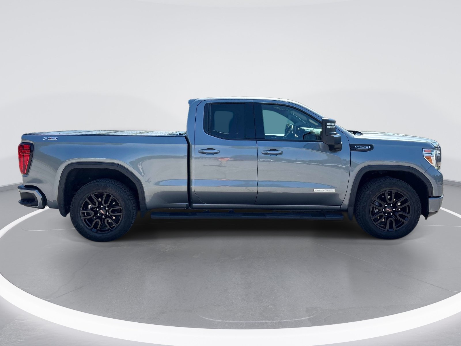 Used 2021 GMC Sierra 1500 Elevation w/ X31 Off-Road Package AWD/4WD image 9