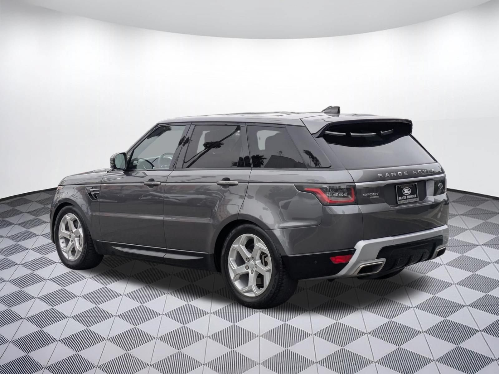 Used 2018 Land Rover Range Rover Sport HSE AWD/4WD image 3
