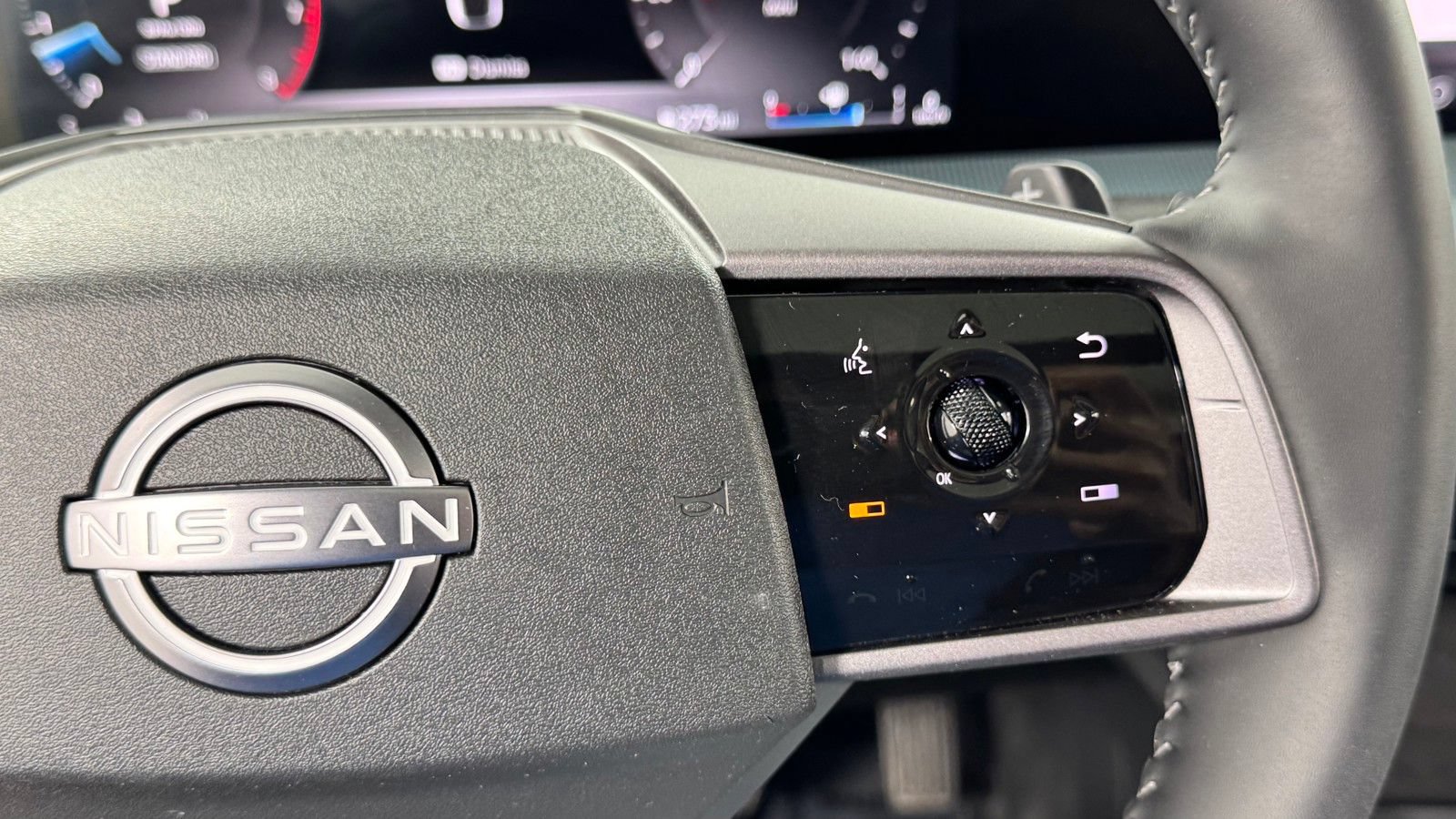 Certified 2025 Nissan Murano SL w/ Cargo Package AWD/4WD image 23
