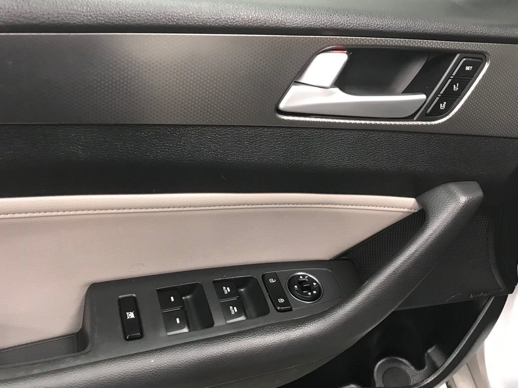 Used 2015 Hyundai Sonata Limited 2.0T image 10