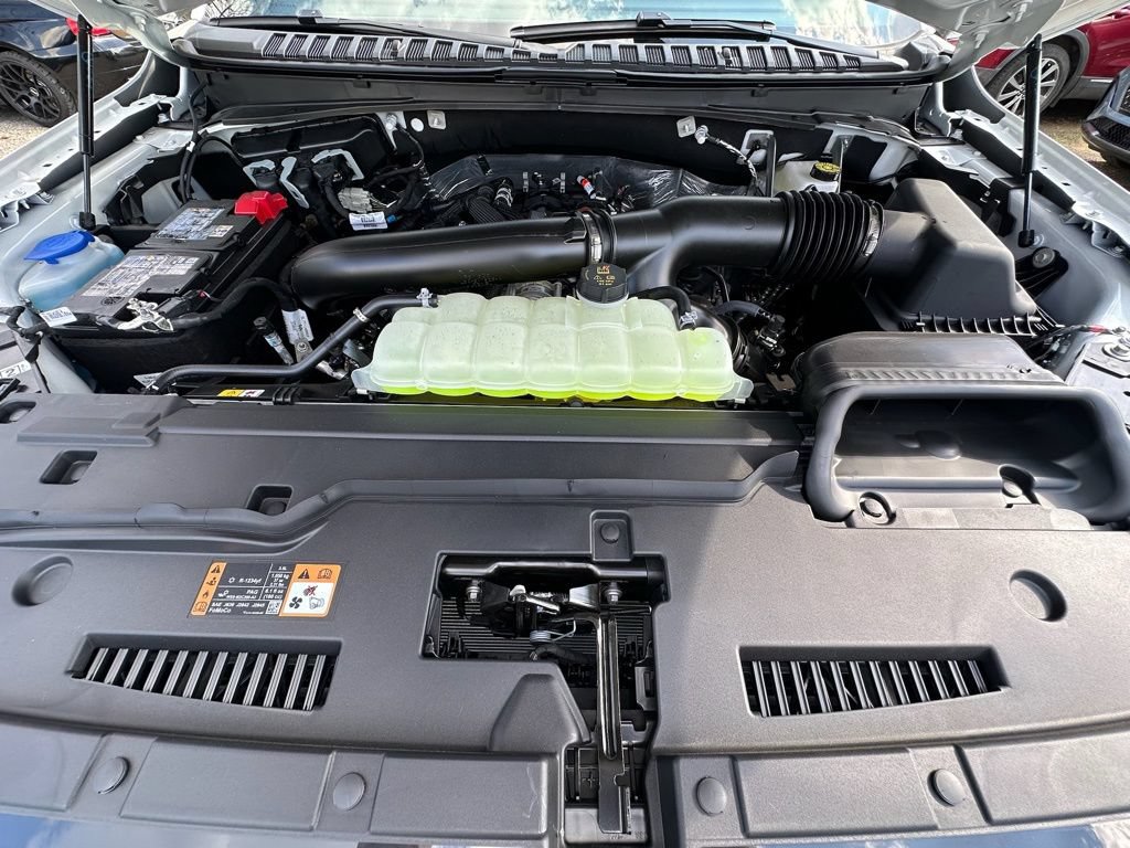 New 2025 Lincoln Navigator L Black Label AWD/4WD image 26