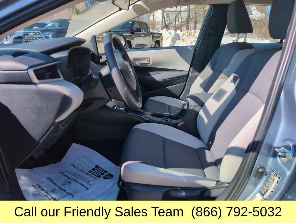 Used 2023 Toyota Corolla LE w/ Carpet Mat Package (TMS) image 10