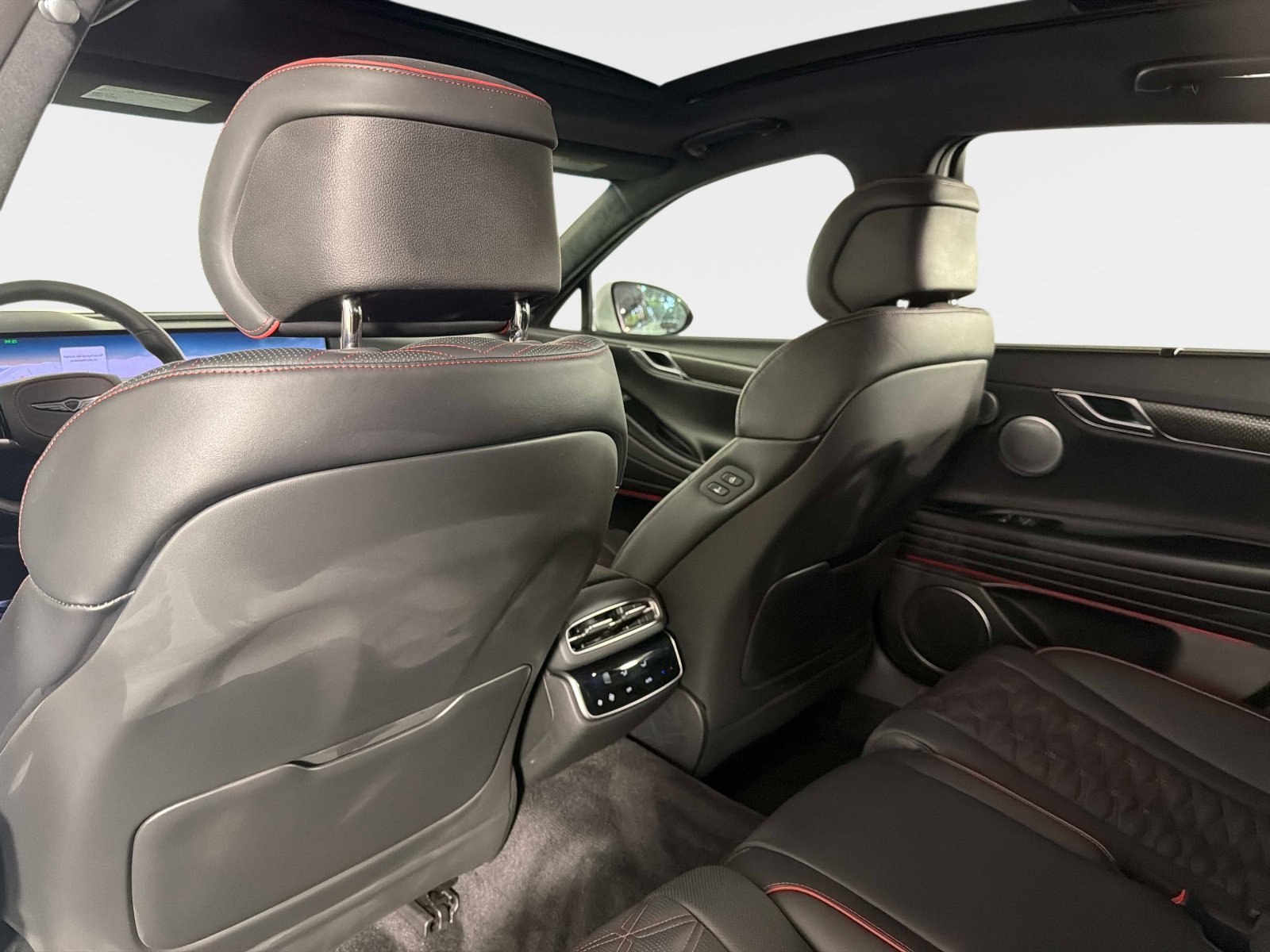 Used 2025 Genesis G80 3.5T Sport Prestige AWD/4WD image 34