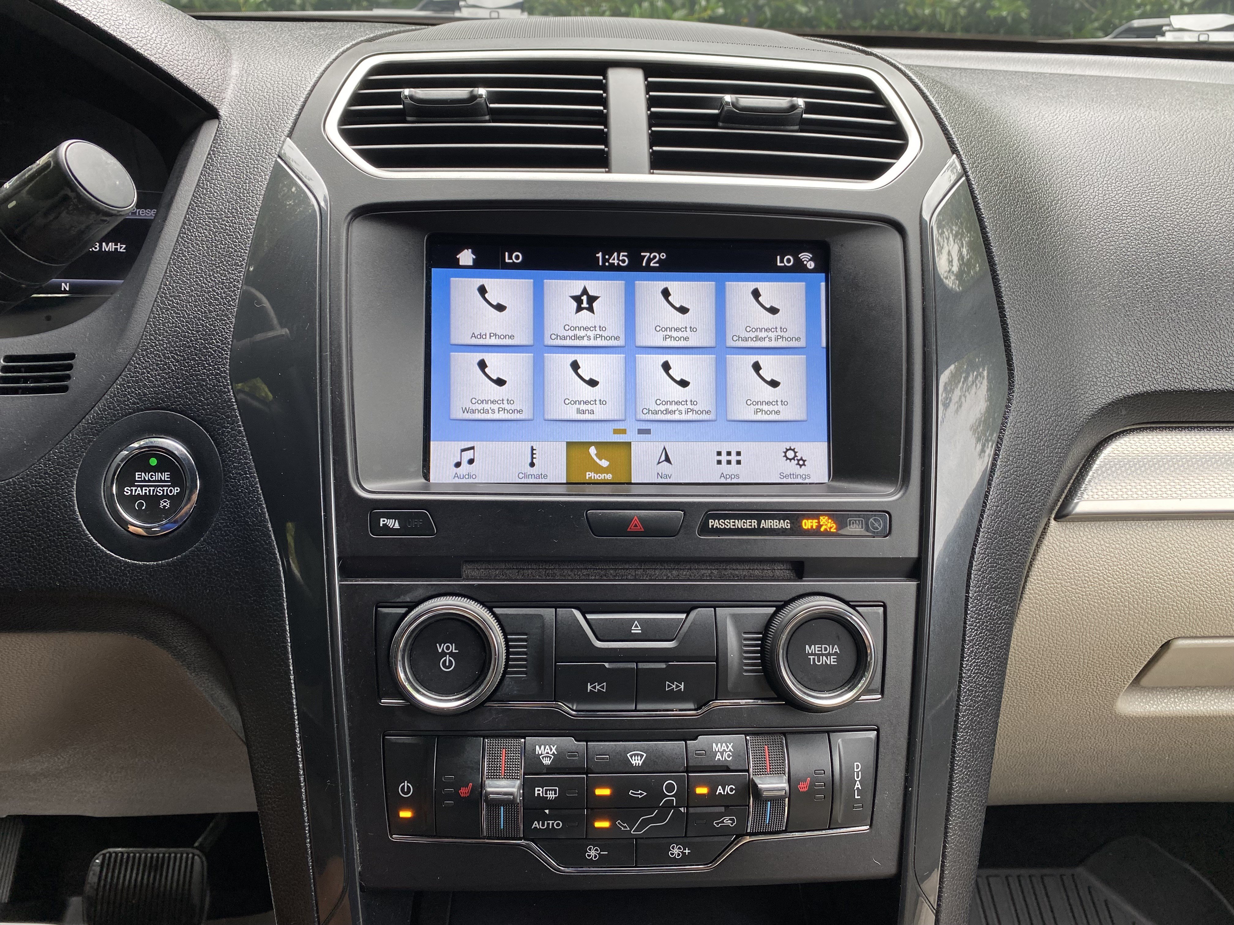 Used 2018 Ford Explorer XLT w/ Equipment Group 202A FWD image 24
